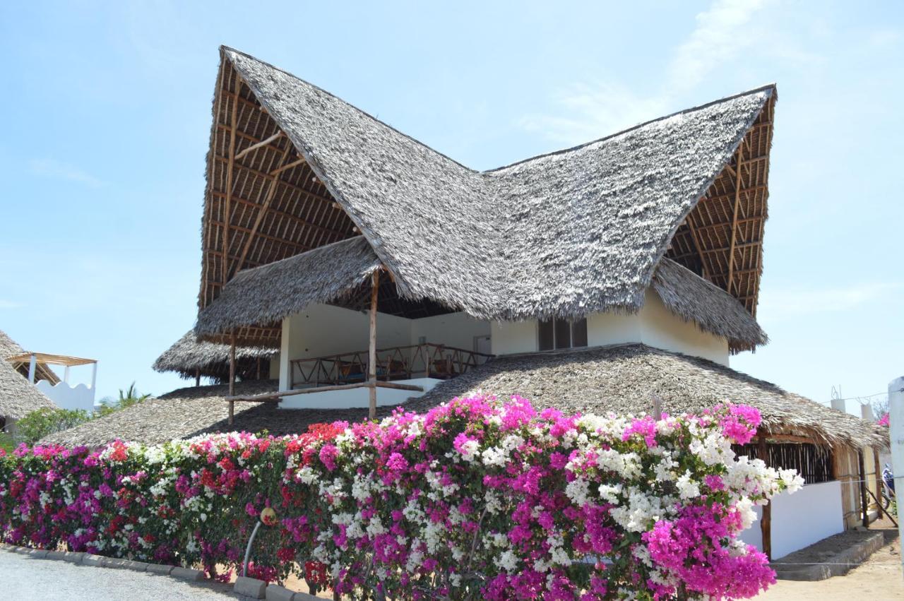 Pole Pole Beach House Watamu Exterior photo