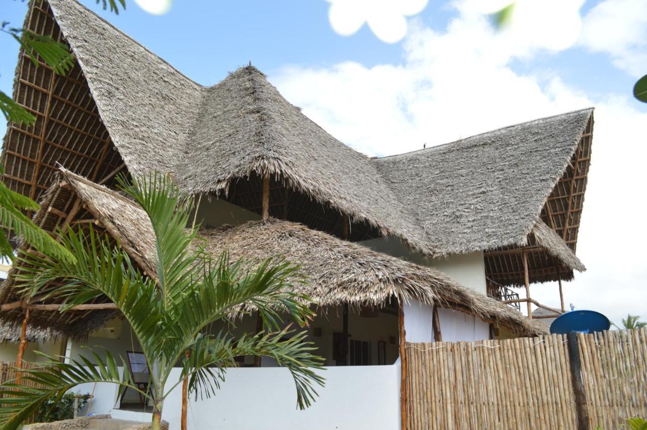 Pole Pole Beach House Watamu Exterior photo