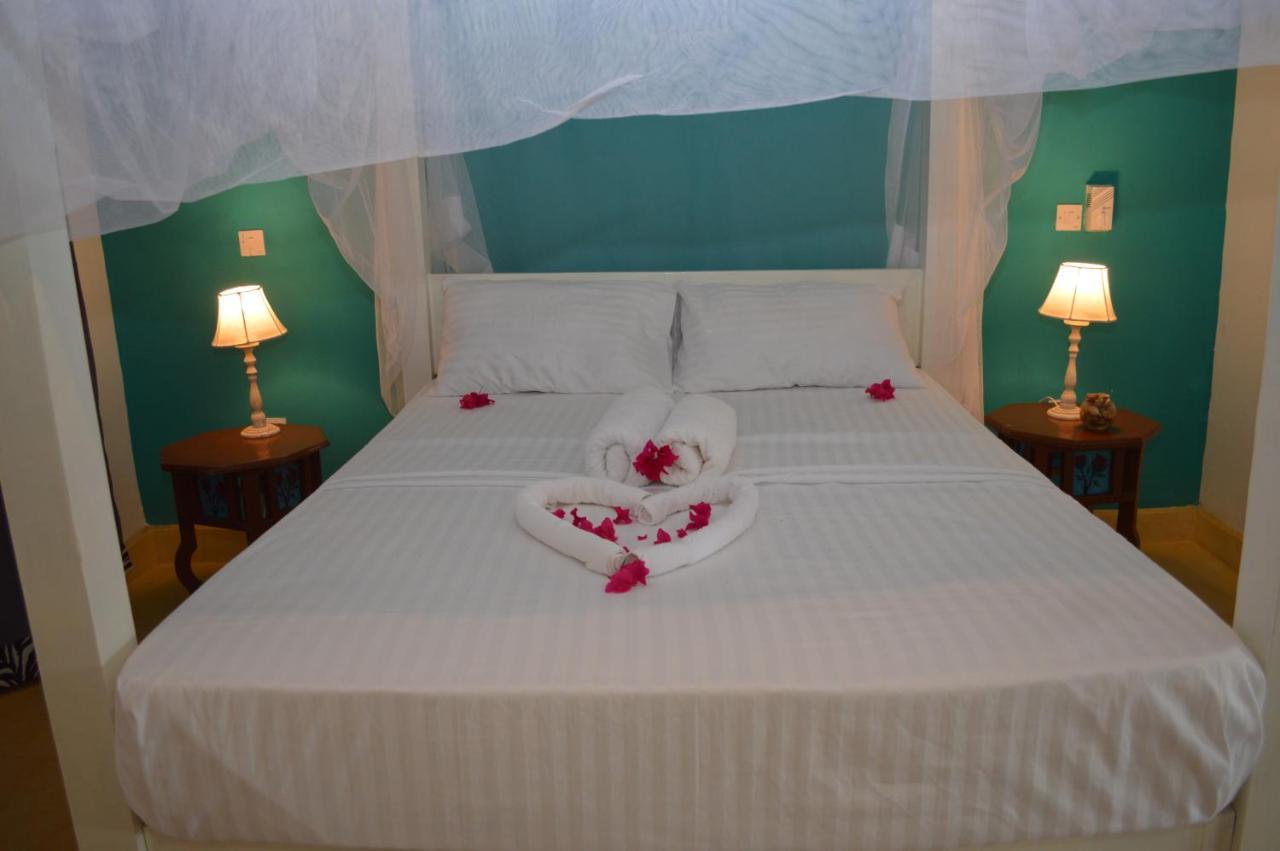 Pole Pole Beach House Watamu Exterior photo